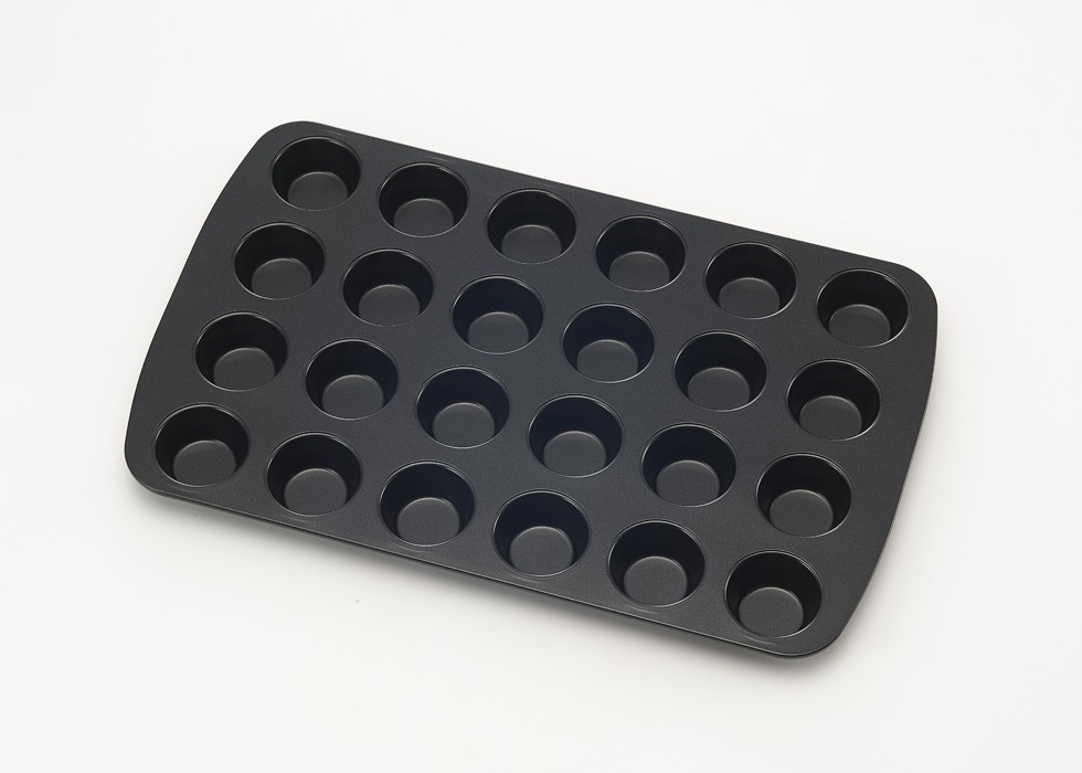 24 Cup Non-Stick Muffin Pan